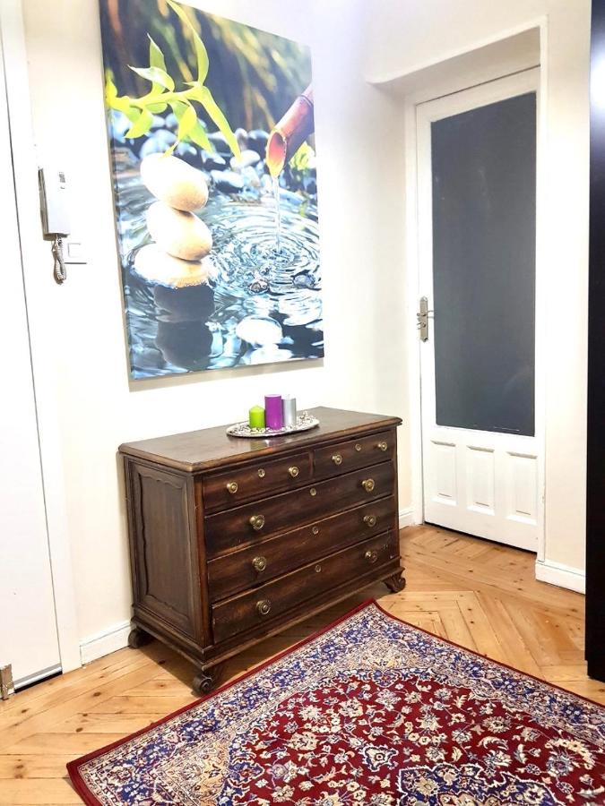 Alojamiento Don Ramon Apartment Madrid Ngoại thất bức ảnh