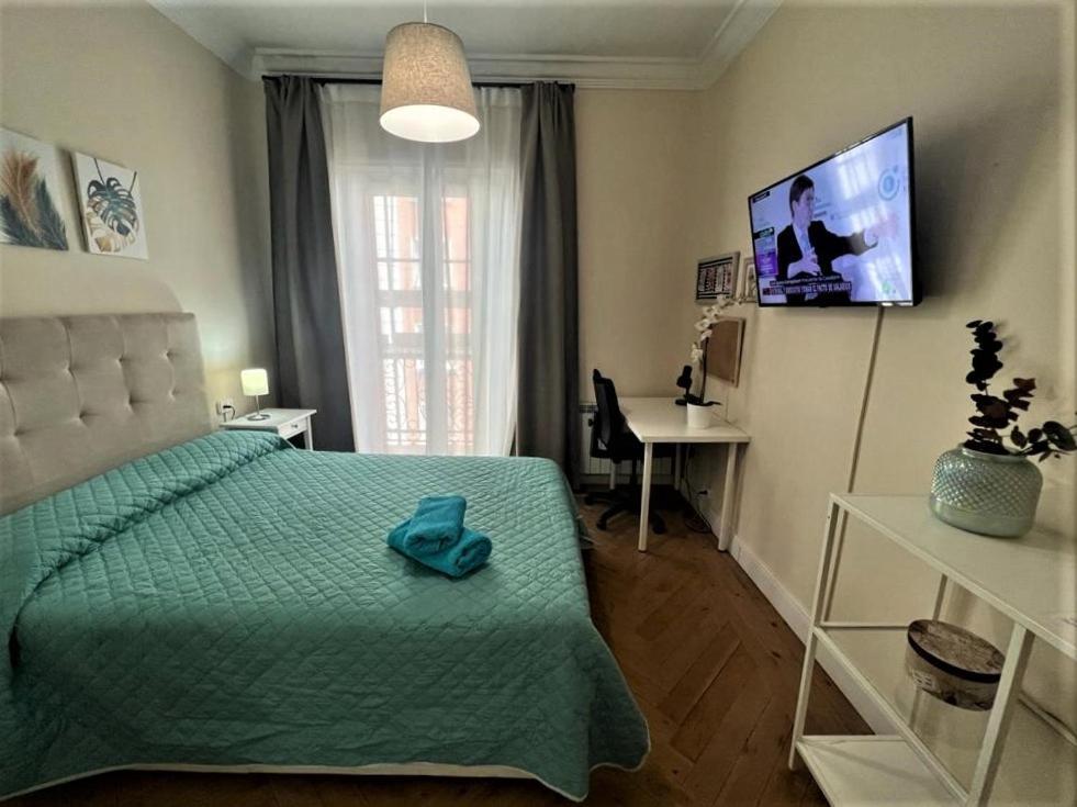 Alojamiento Don Ramon Apartment Madrid Ngoại thất bức ảnh